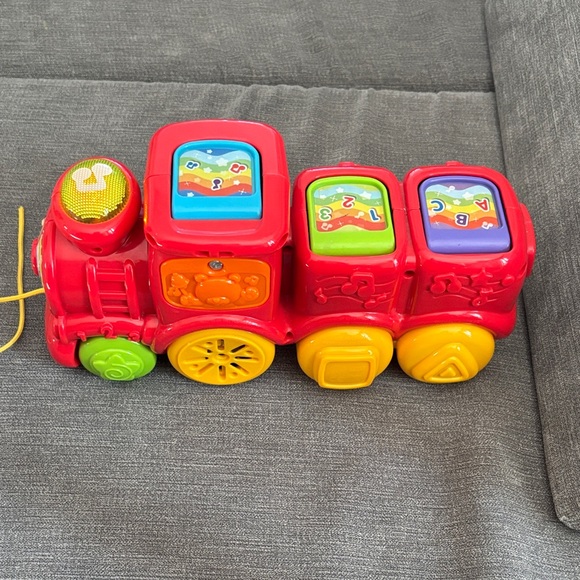 VTech Red Learning Train Toy - Picture 3 of 3